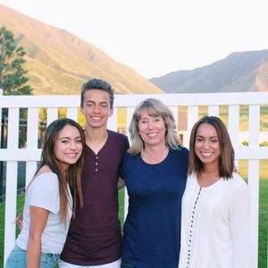 Meet your Posher, Heather